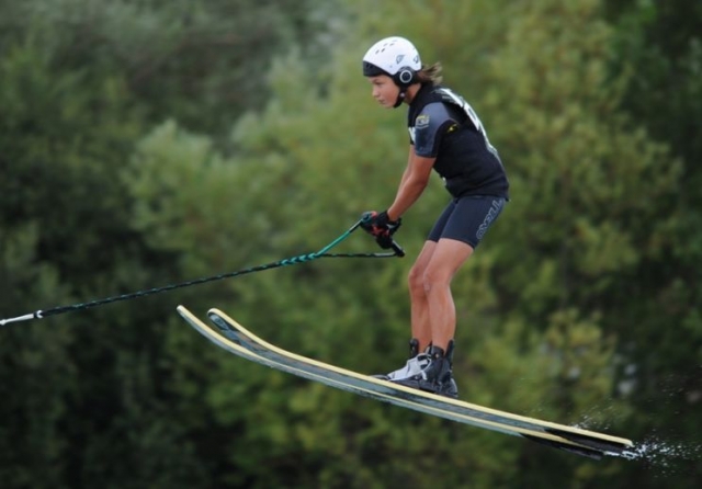  Water ski jumping 